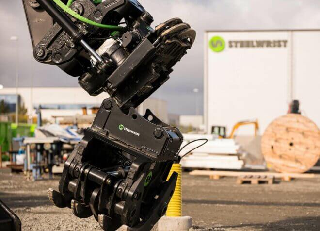 Partner firmy Steelwrist, obraz ukazuje Tiltrotator, Tilt rotor i Rotortilt